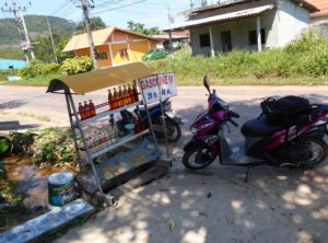 Først litt mer drivstoff.